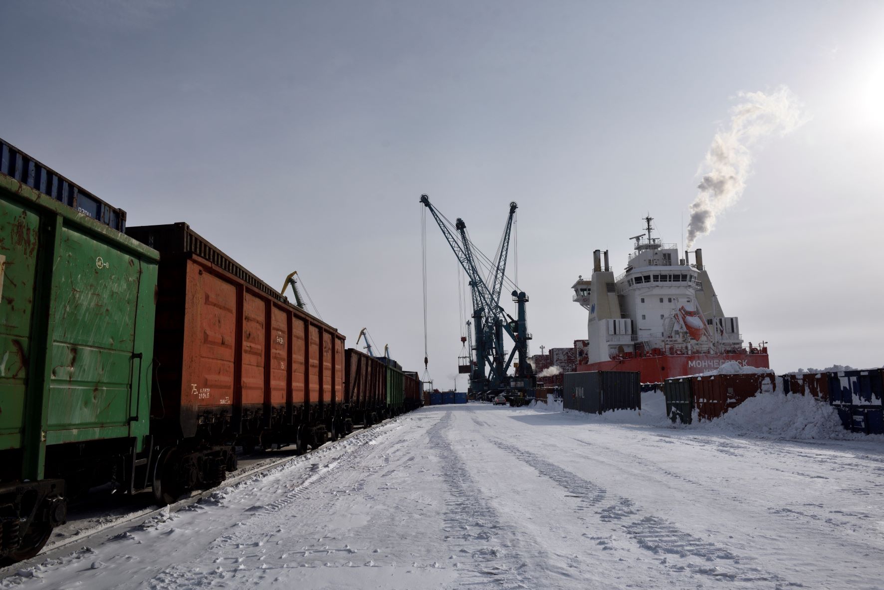 В Арктике на треть вырос спрос на персонал 